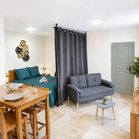 Cozy And Stylish 5 Minutes From Narbonne